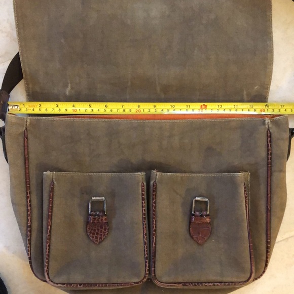 ETRO Unisex Sturdy Canvas Messenger Bag, storage, wide adjustable strap, pockets - Picture 11 of 17